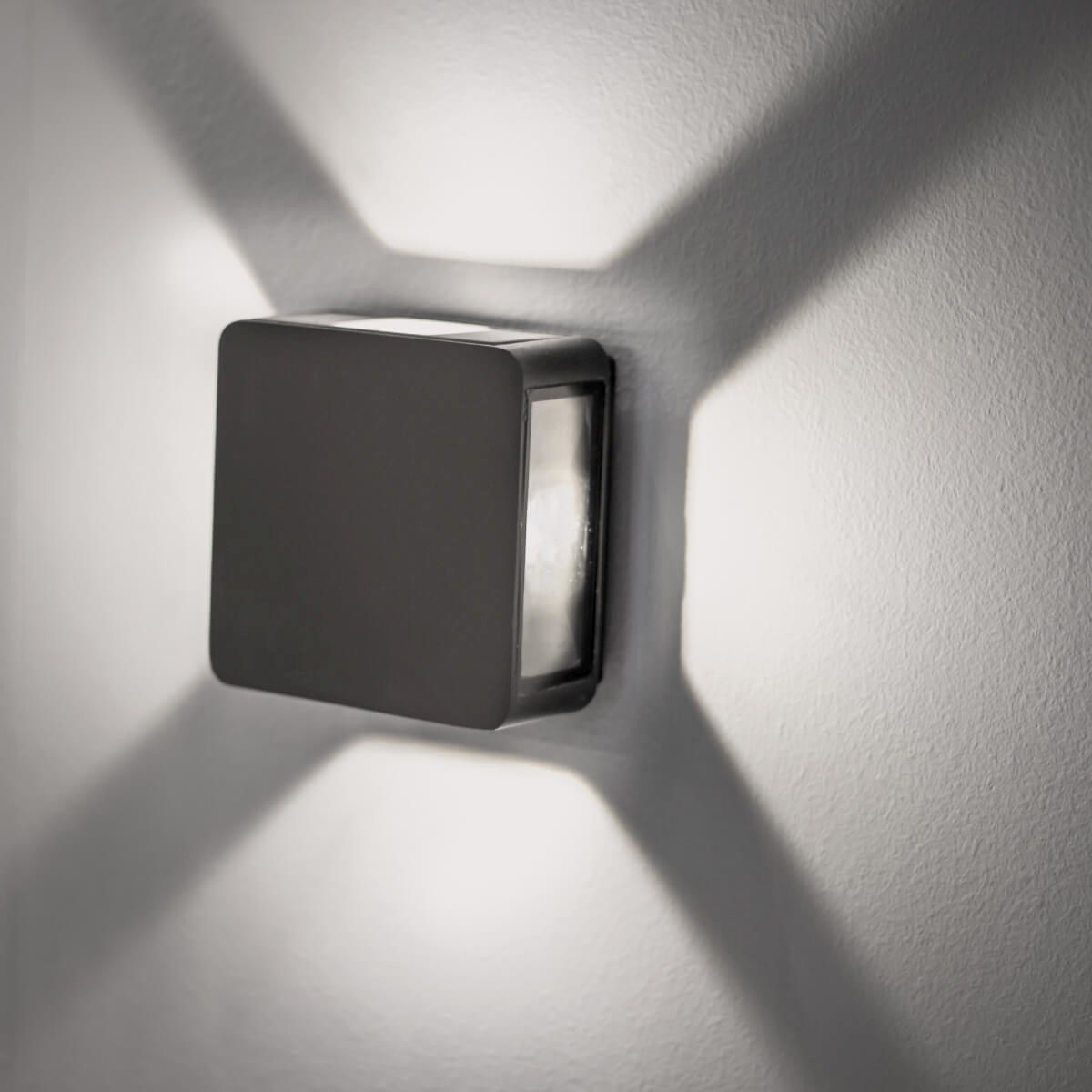 WALL LIGHT-E197-Zambelis-263209
