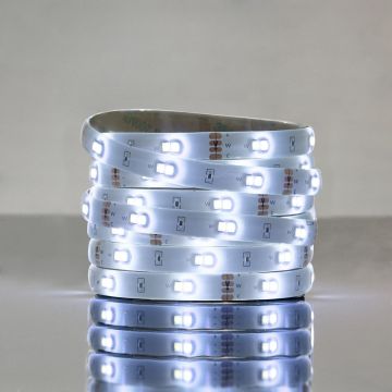 Taśma LED LED-STRIPE-A 98295 2700-6500K 1x9W/LED 950lm IP20 od Eglo